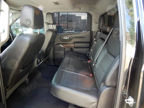 Used 2019 GMC Sierra 1500 Denali w/ Denali Ultimate Package AWD/4WD image 10