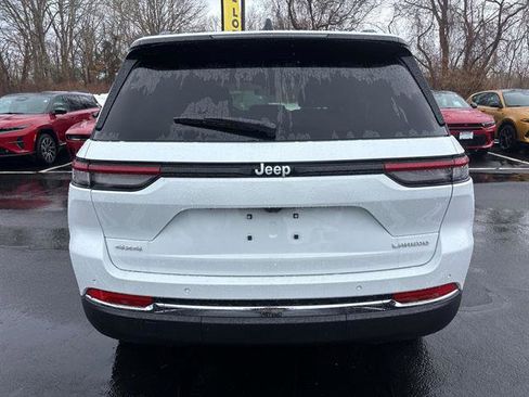 New 2026 Jeep Grand Cherokee Laredo X image 3