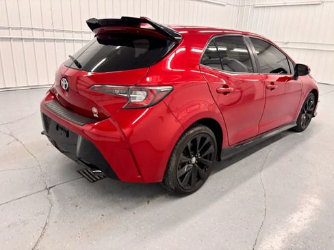 Used 2021 Toyota Corolla SE w/ Special Edition FWD image 6