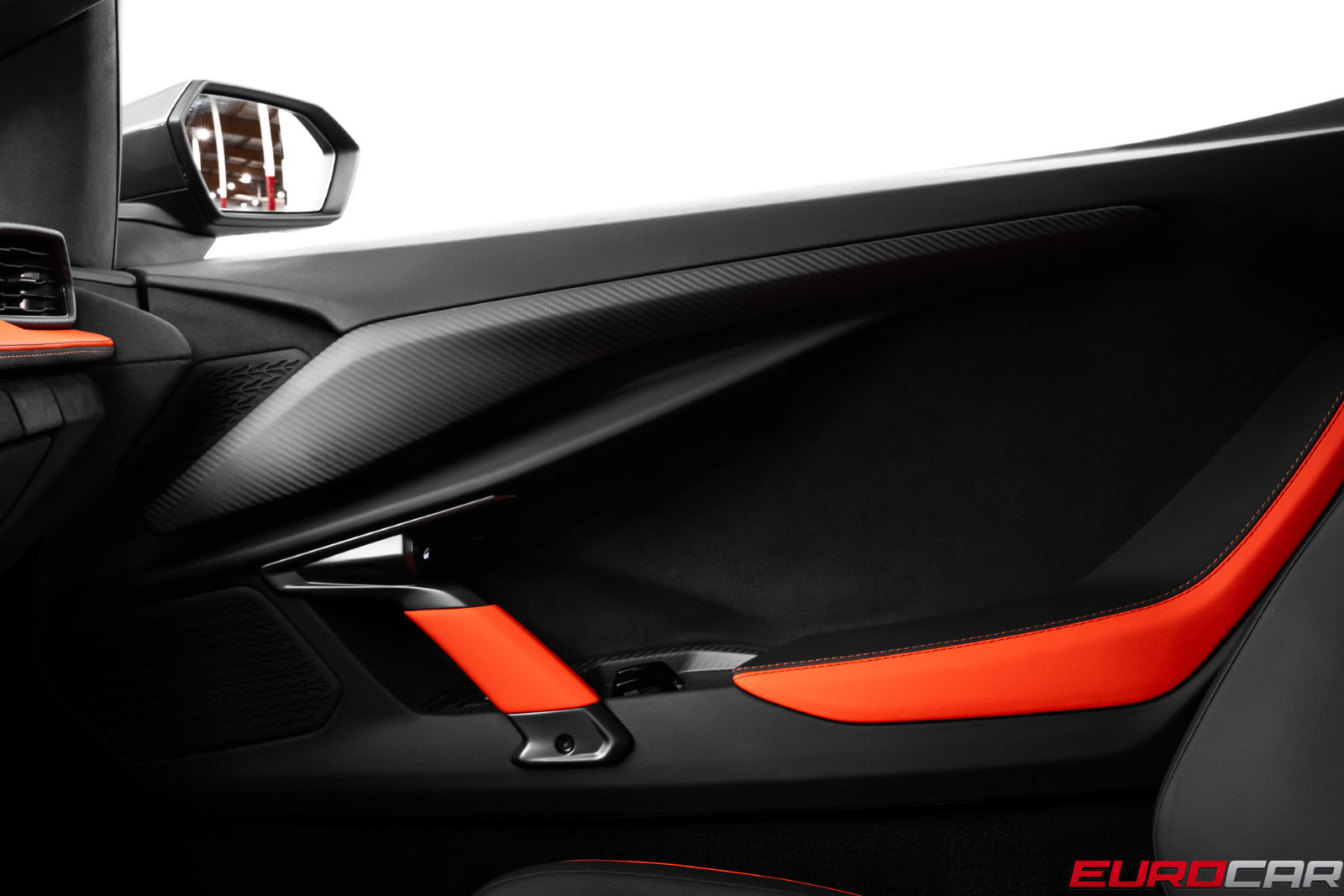 Used 2025 Lamborghini Revuelto AWD/4WD image 31