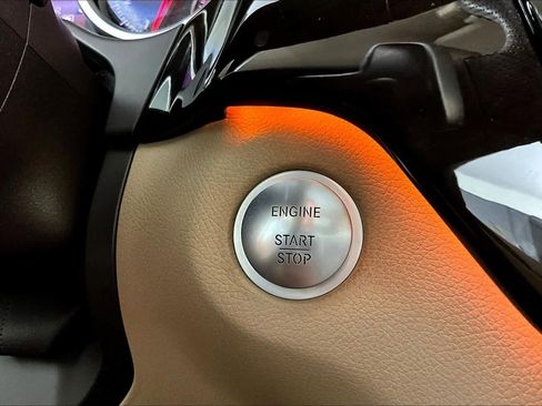 Used 2018 Mercedes-Benz GLS 450 4MATIC image 30