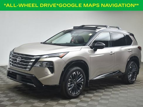 Used 2026 Nissan Rogue Platinum w/ Platinum Premium Package image 3