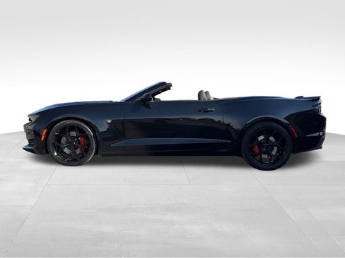 Used 2023 Chevrolet Camaro SS RWD image 2