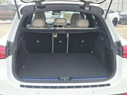 New 2026 Mercedes-Benz GLC 300 image 12