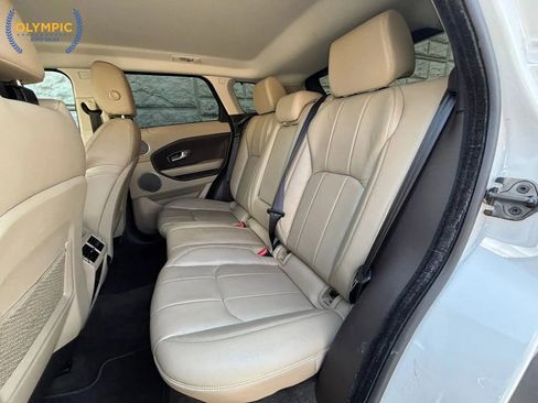 Used 2019 Land Rover Range Rover Evoque SE image 35