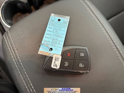 Used 2024 GMC Canyon Elevation w/ Elevation Premium Package image 34