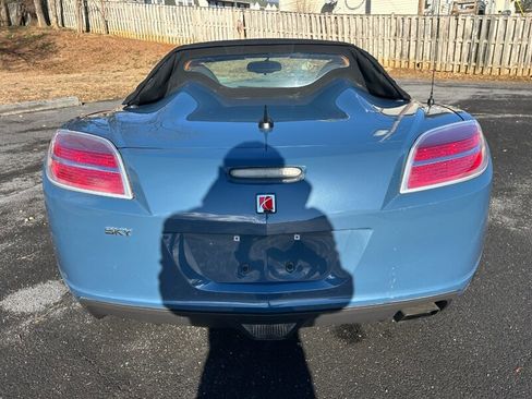 Used 2007 Saturn Sky image 4