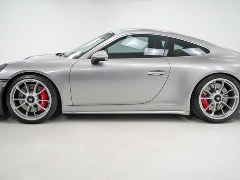 Certified 2018 Porsche 911 GT3 image 2