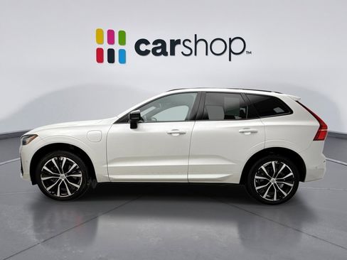 Used 2023 Volvo XC60 T8 Ultimate w/ Climate Package image 2
