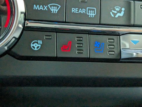 New 2024 Ford F250 Lariat w/ Lariat Ultimate Package image 24