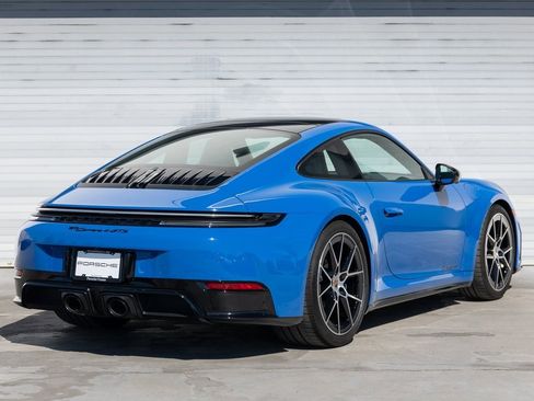 Certified 2025 Porsche 911 Carrera 4 GTS image 7