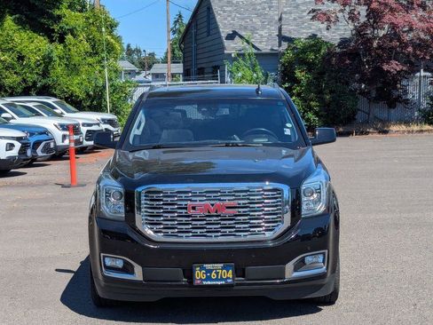 Used 2020 GMC Yukon Denali w/ Denali Ultimate Package AWD/4WD image 8