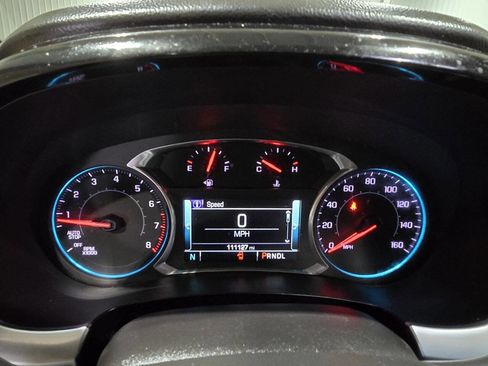 Used 2018 Chevrolet Traverse LT image 37