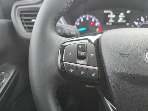 Used 2022 Ford Escape SE image 18