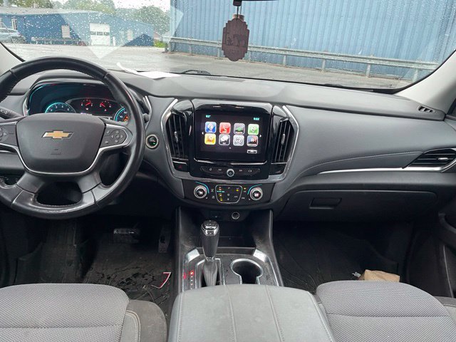 Used 2018 Chevrolet Traverse LT FWD image 3