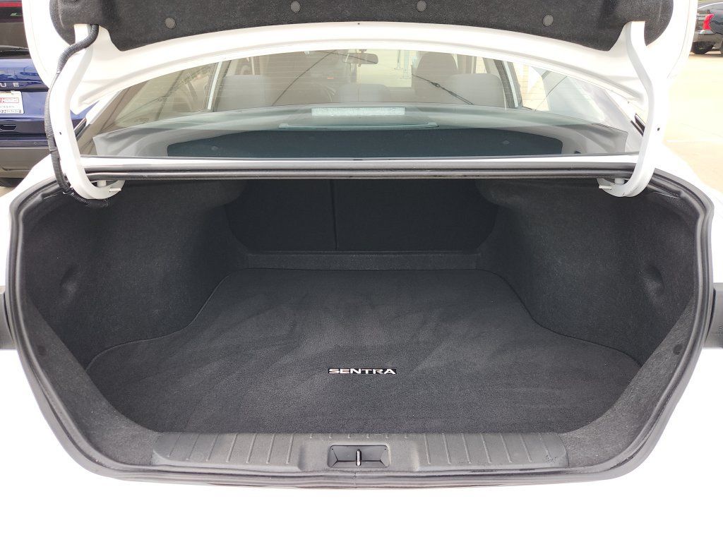 Certified 2025 Nissan Sentra S FWD image 14