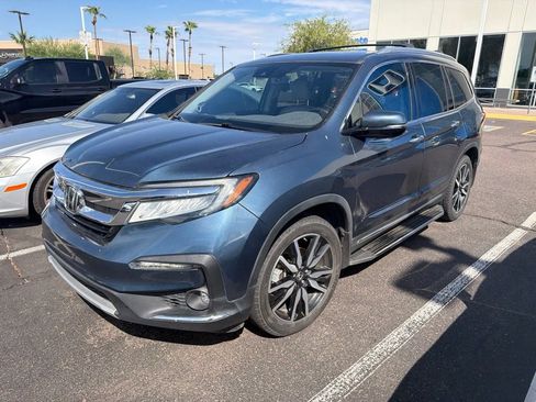 Used 2019 Honda Pilot Touring image 3