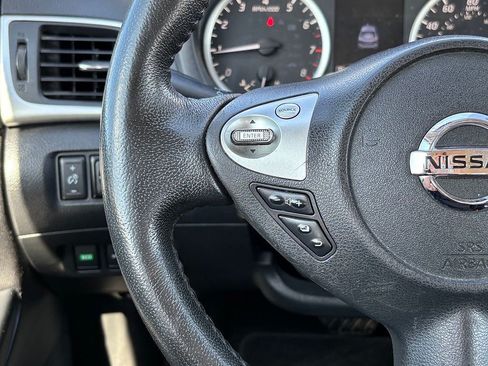 Used 2018 Nissan Sentra SV FWD image 16