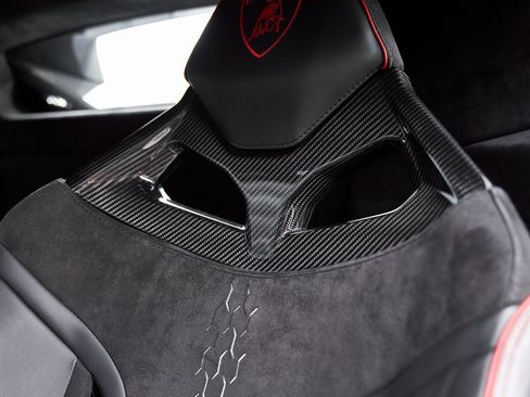 Used 2023 Lamborghini Huracan Tecnica image 49