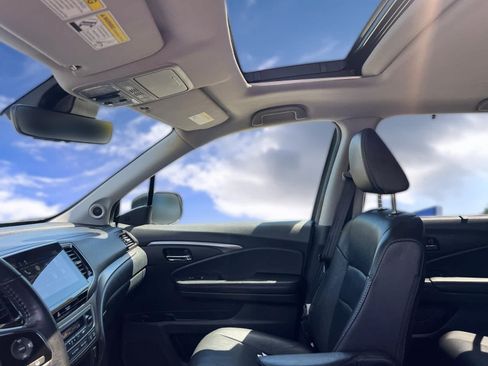 Used 2022 Honda Pilot Special Edition image 12