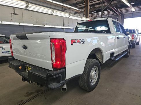 Used 2024 Ford F350 XL w/ FX4 Off-Road Package AWD/4WD image 4