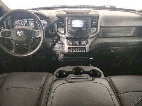 Used 2024 RAM 2500 Tradesman w/ Chrome Appearance Group AWD/4WD image 16
