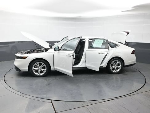 Certified 2023 Honda Accord LX image 44