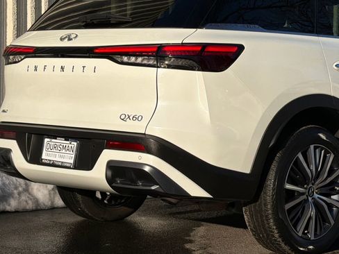 Used 2023 INFINITI QX60 Sensory image 7