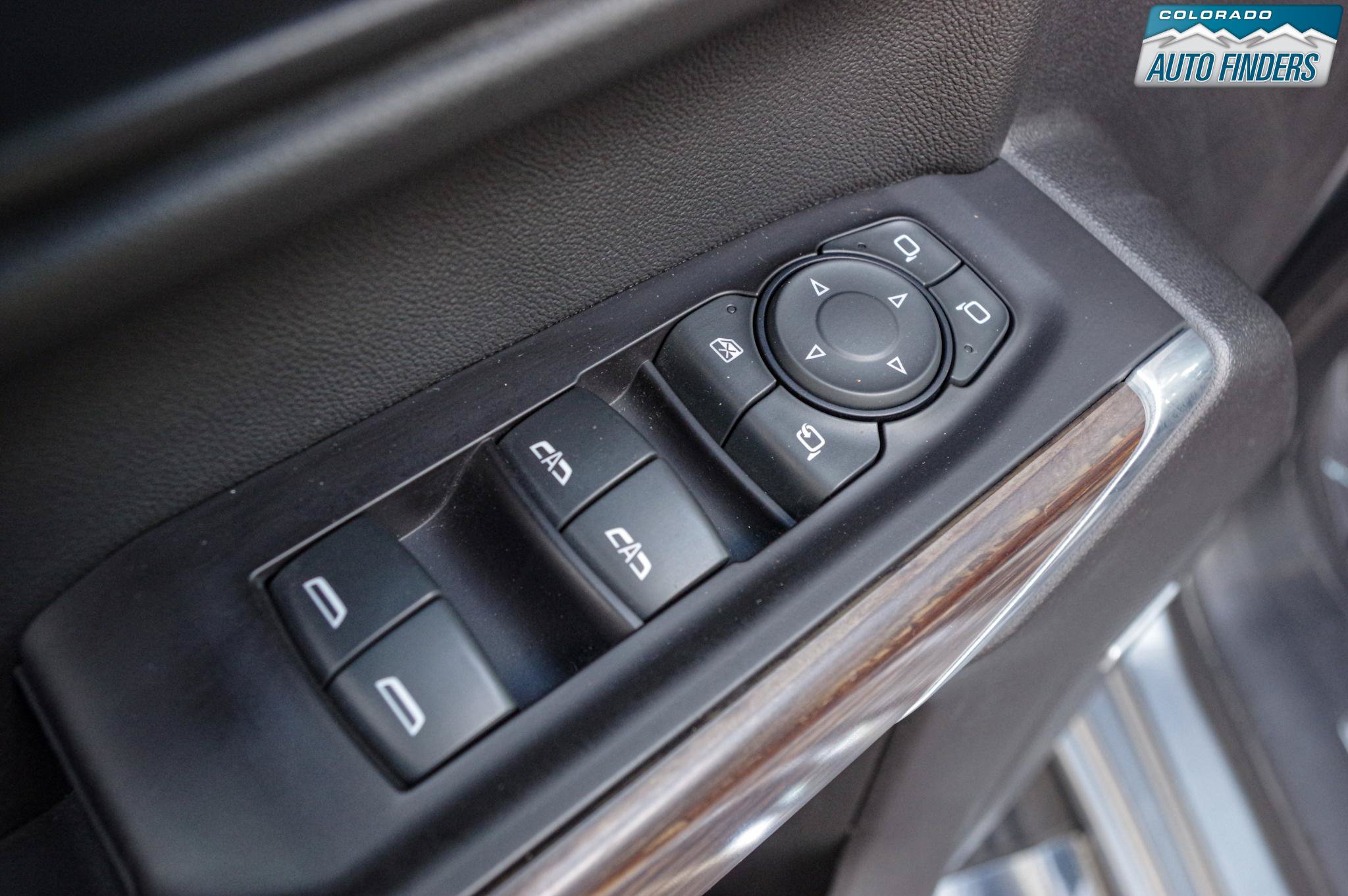 Used 2019 Chevrolet Silverado 1500 High Country AWD/4WD image 11