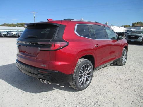 New 2026 GMC Acadia Denali Ultimate AWD/4WD image 5
