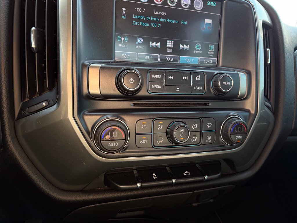 Used 2018 Chevrolet Silverado 1500 LT w/ Texas Edition AWD/4WD image 17