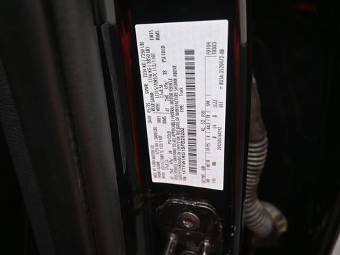 Used 2025 Ford F150 Raptor AWD/4WD image 20