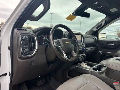Used 2021 Chevrolet Silverado 1500 LTZ w/ LTZ Premium Package AWD/4WD image 19