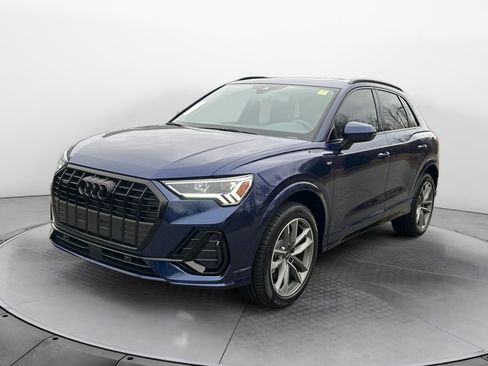 New 2025 Audi Q3 2.0T Premium image 3
