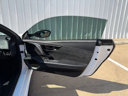 Used 2017 Acura NSX AWD/4WD image 24
