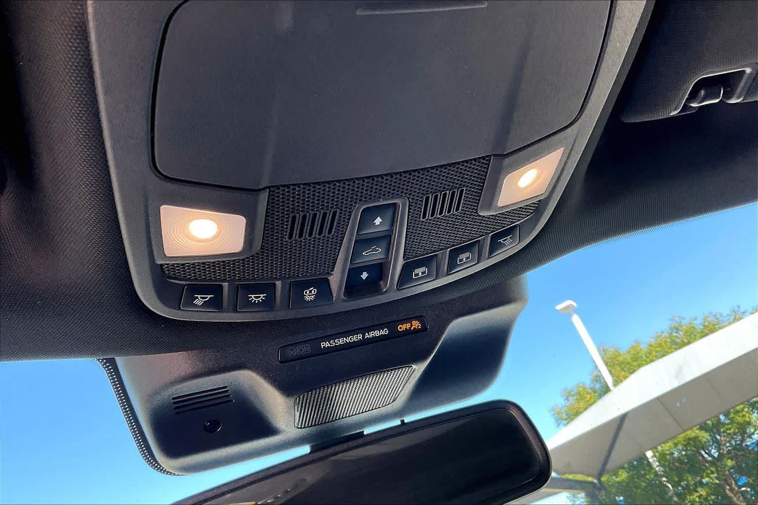 Used 2022 Ford Expedition Limited RWD image 32