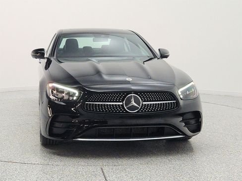 Used 2023 Mercedes-Benz E 350 Sedan image 2