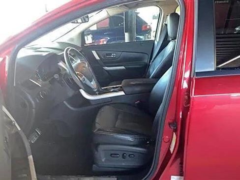 Used 2011 Ford Edge Sport w/ Driver Entry Pkg image 4