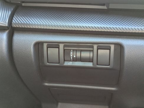 Used 2024 Subaru Crosstrek 2.0i Premium image 25