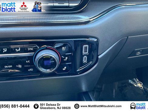 Used 2024 Chevrolet Silverado 1500 ZR2 image 35