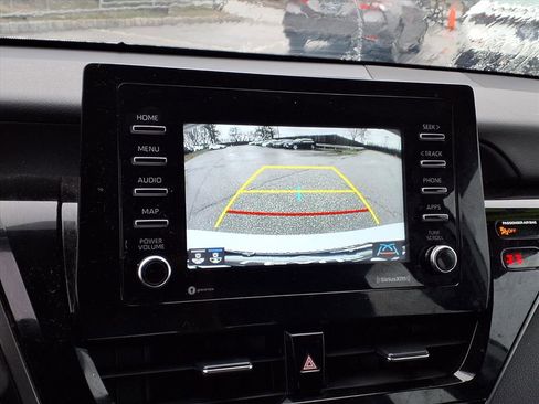 Used 2023 Toyota Camry SE image 13