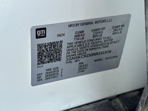 Used 2024 Chevrolet Suburban LT AWD/4WD image 29