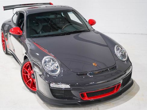 Used 2010 Porsche 911 GT3 RS image 26