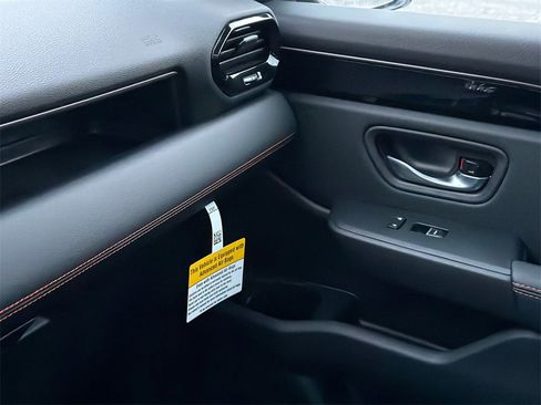 New 2025 Honda Pilot TrailSport image 36