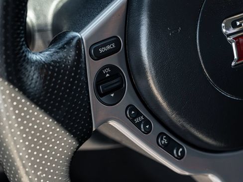 Used 2009 Nissan GT-R Premium AWD/4WD image 24