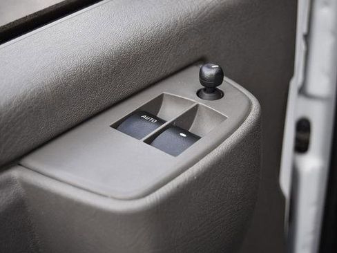 Used 2024 GMC Savana 2500 w/ Driver Convenience Package image 10