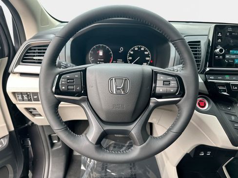 Used 2026 Honda Odyssey EX-L image 16