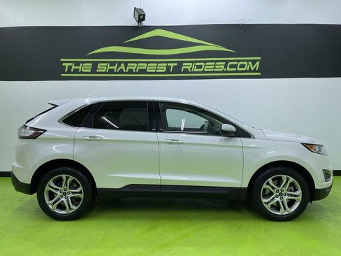 Used 2016 Ford Edge Titanium w/ Equipment Group 302A image 10