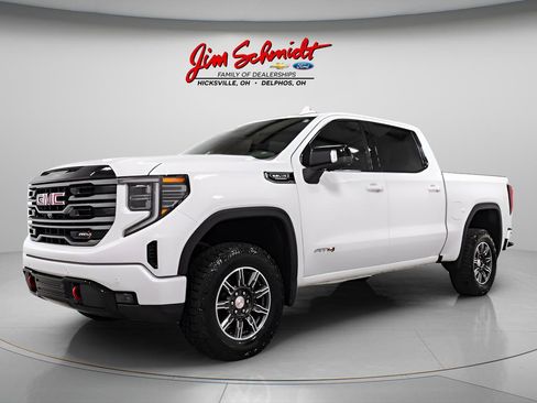 Used 2025 GMC Sierra 1500 AT4 AWD/4WD image 3