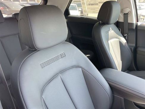 New 2026 Hyundai Ioniq 5 SEL RWD image 29